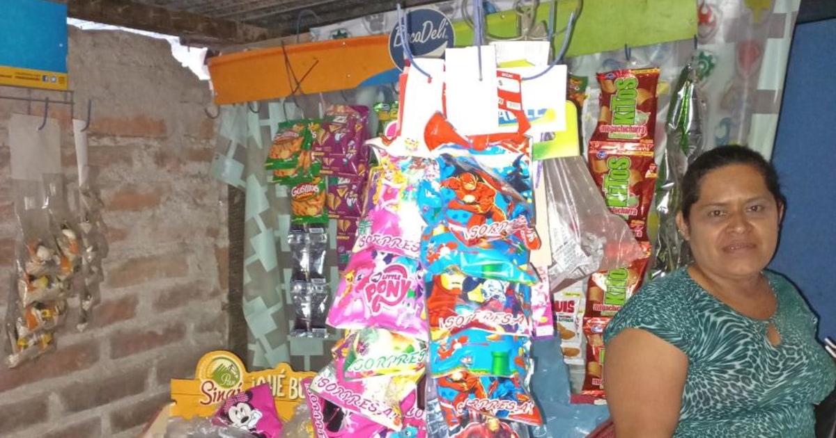 Lend to Emma Aracely in El Salvador | Kiva